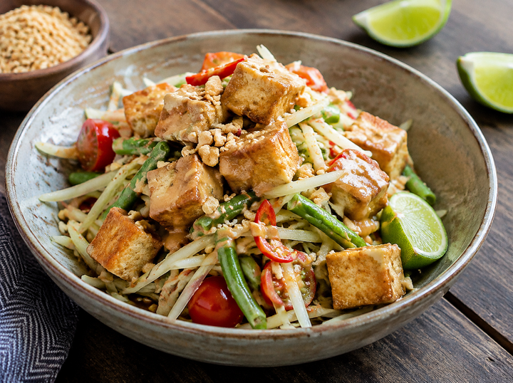 Thai Papaya Salad with Peanut Tofu